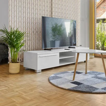 Apartament - By Living